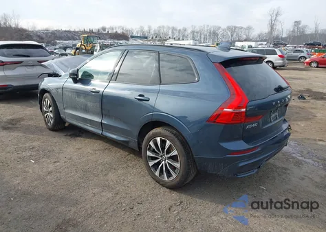2024 Volvo Xc60 B5 Core Dark Theme из США, поврежденный, VIN YV4L12RKXR1806829
